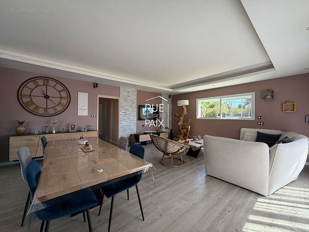Maison à vendre, 110m², Sainte-Néomaye