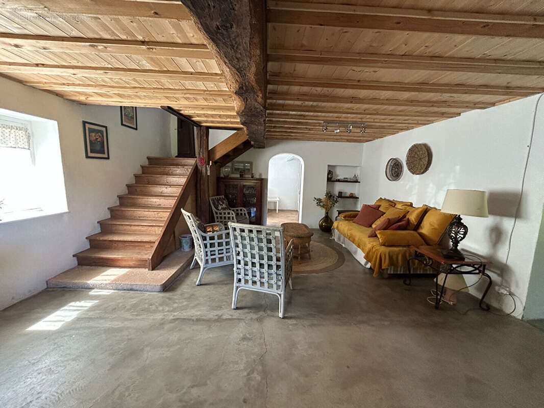 Maison à vendre, 258m², Saint-Didier-sur-Chalaronne