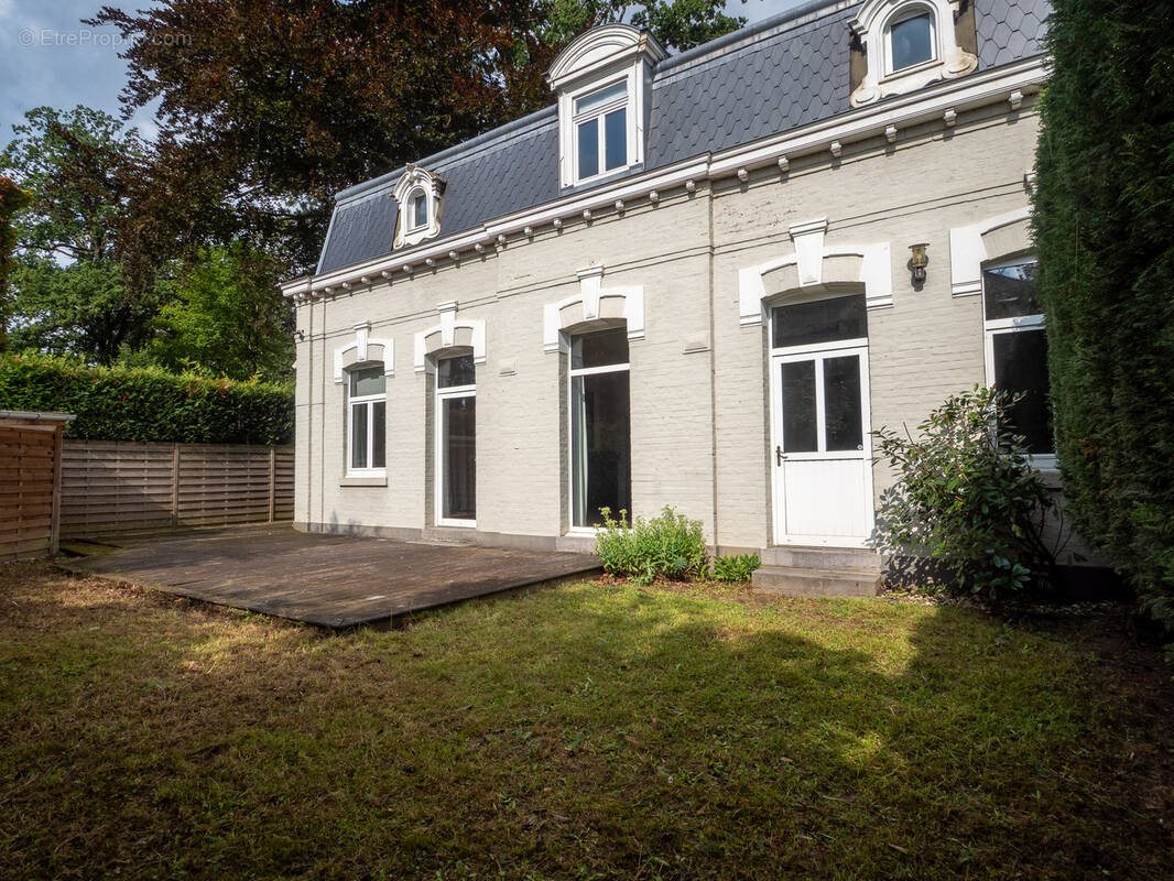 Maison à vendre, 135m², Sainghin-en-Mélantois