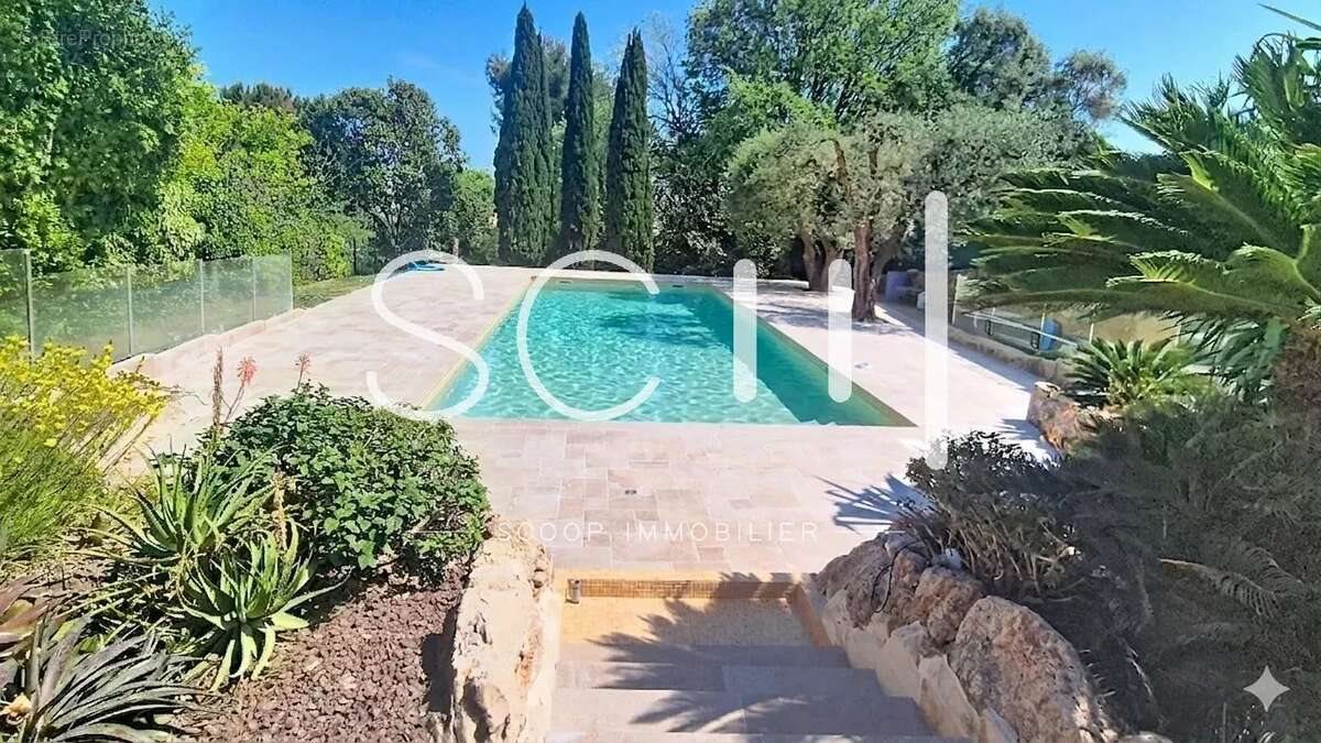 Appartement à vendre, 70m², Antibes