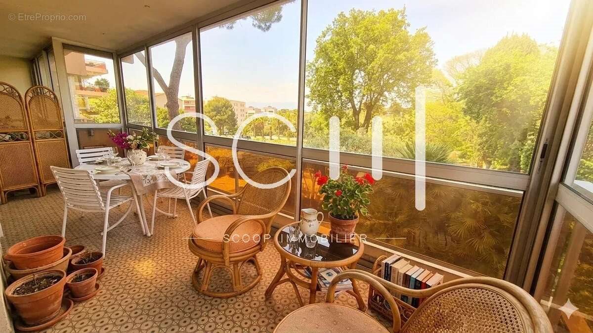 Appartement à vendre, 70m², Antibes
