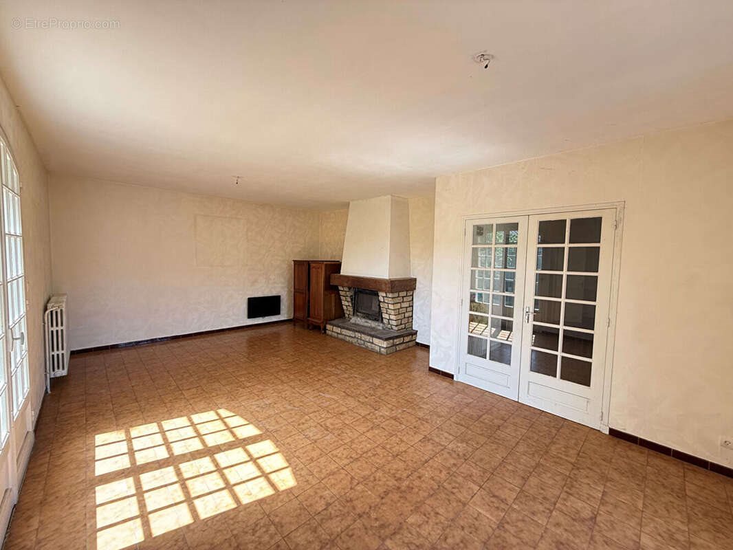 Maison à vendre, 145m², La Salvetat-Saint-Gilles