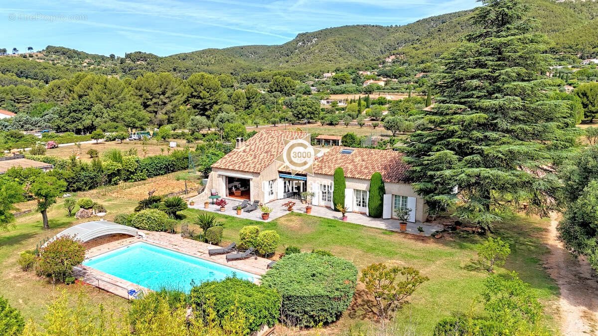 Maison à vendre, 200m², Sanary-sur-Mer