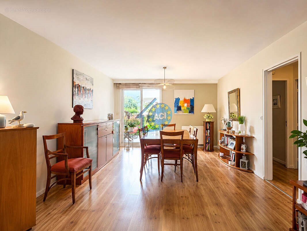Appartement à vendre, 100m², Mantes-la-Jolie