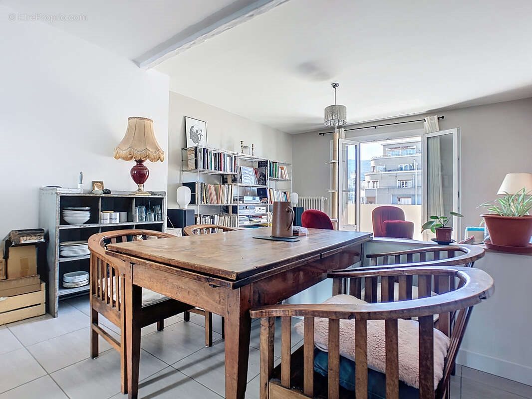 Appartement à vendre, 76m², Grenoble