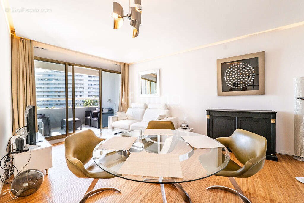 Appartement à vendre, 37m², Villeneuve-Loubet