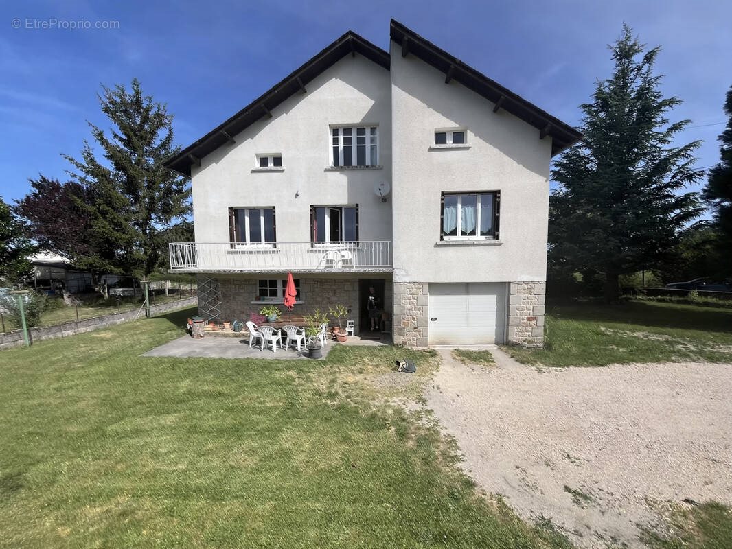Maison à vendre, 134m², Saint-Alban-sur-Limagnole