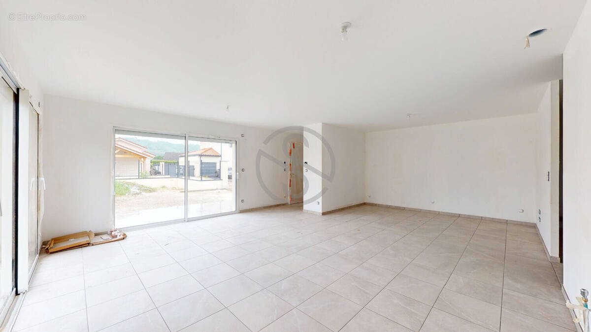 Maison à vendre, 91m², Saint-Siméon-de-Bressieux