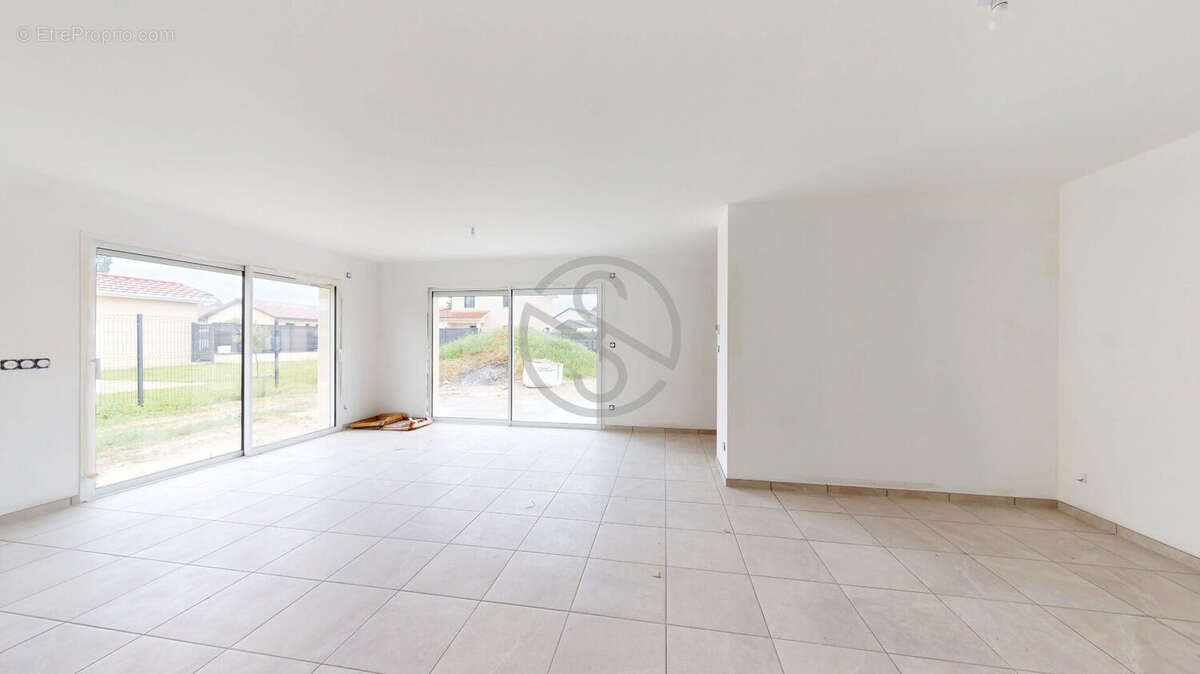 Maison à vendre, 91m², Saint-Siméon-de-Bressieux