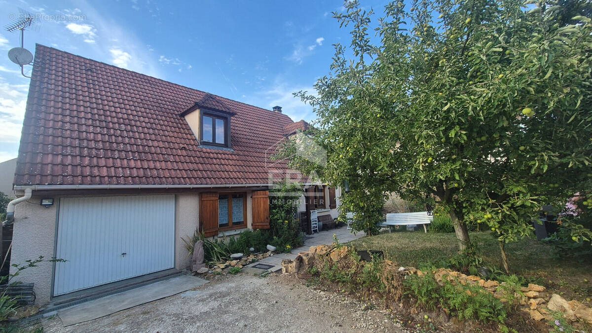 Maison à vendre, 104m², Brie-Comte-Robert