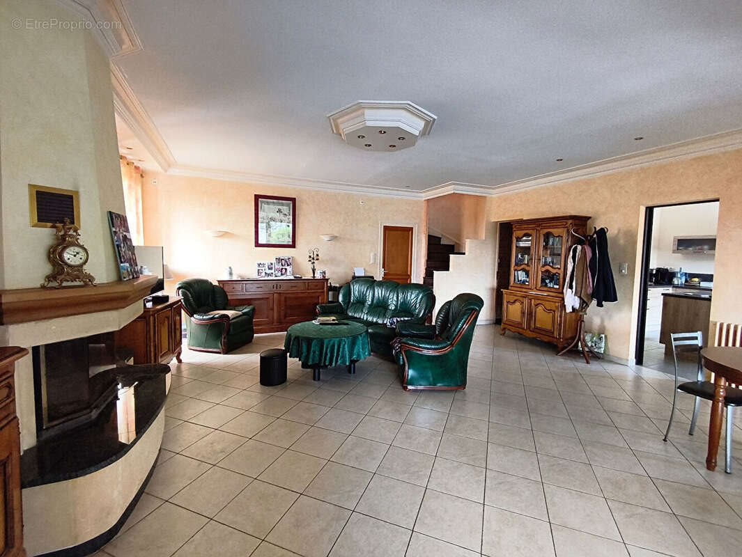 Maison à vendre, 180m², Vitré