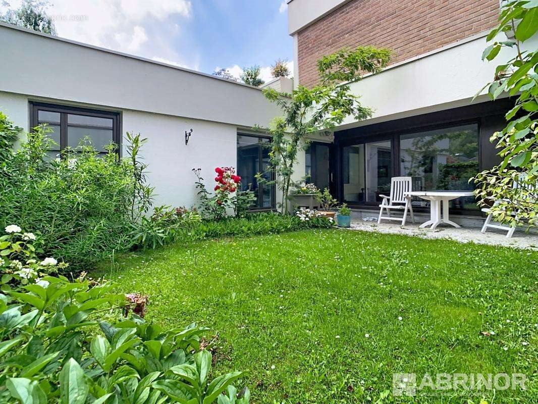 Appartement à vendre, 108m², Villeneuve-d'Ascq