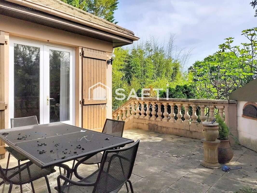 Maison à vendre, 194m², Crêches-sur-Saône