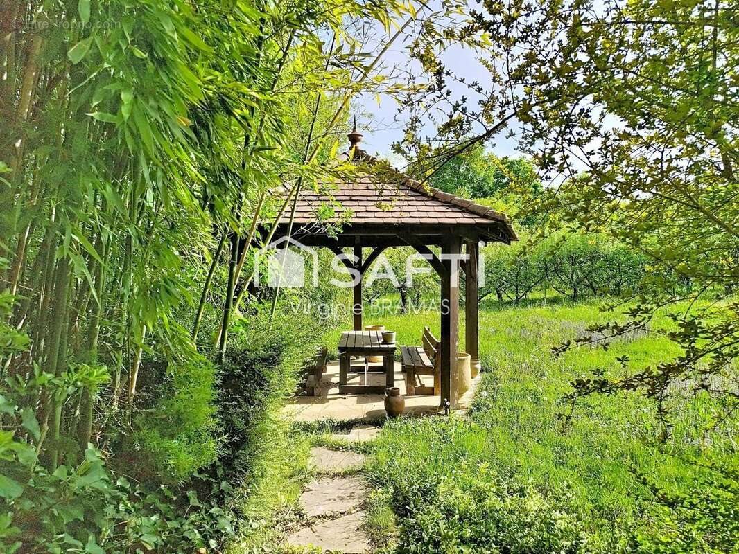 Maison à vendre, 194m², Crêches-sur-Saône