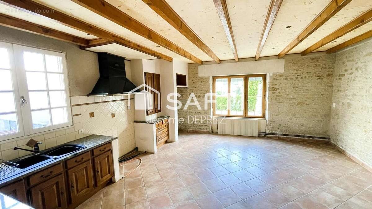Maison à vendre, 183m², Saint-Michel-en-l'Herm