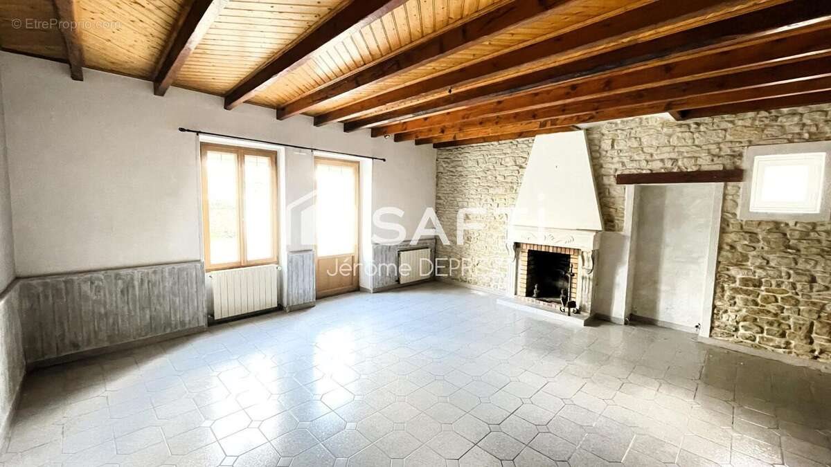 Maison à vendre, 183m², Saint-Michel-en-l'Herm