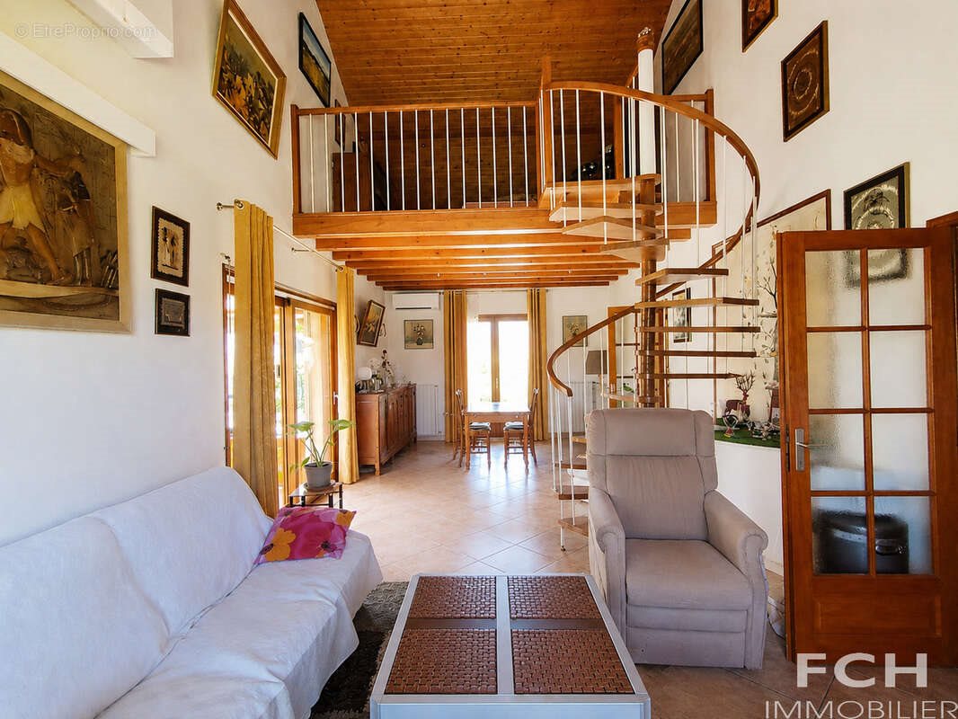 Maison à vendre, 118m², Saint-Sylvestre-Pragoulin