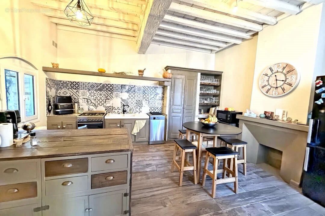 Maison à vendre, 150m², Tarascon