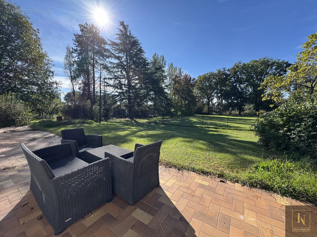 Maison à vendre, 260m², Sainte-Pazanne