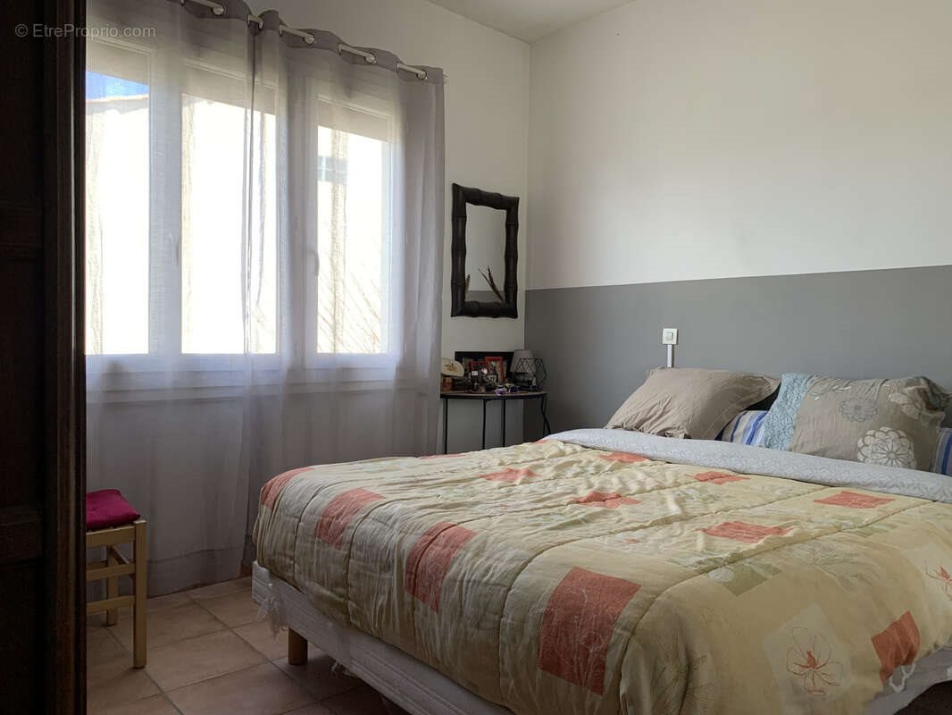 Maison à vendre, 76m², Vias