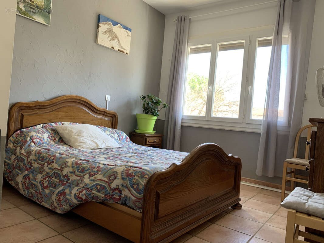 Maison à vendre, 76m², Vias