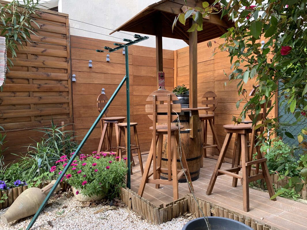 Maison à vendre, 76m², Vias