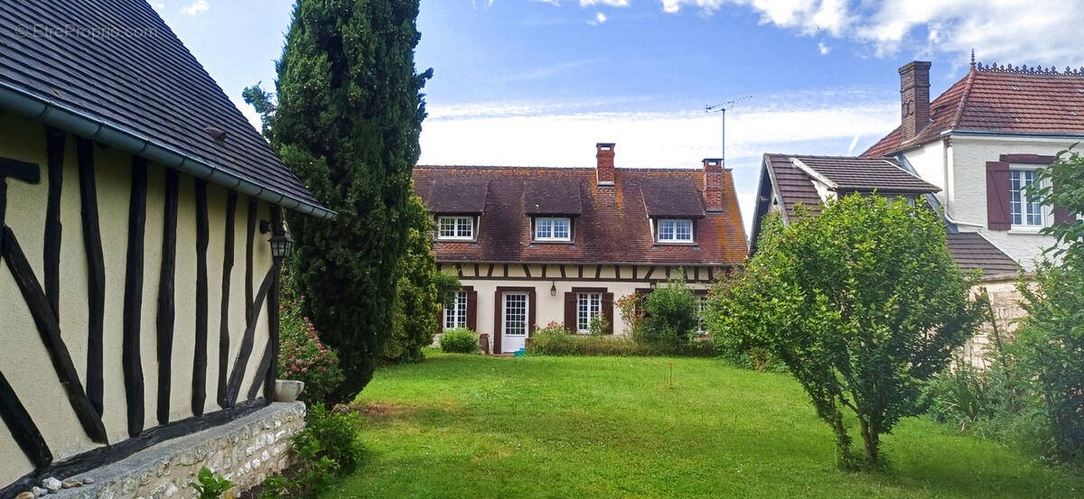 Maison à vendre, 97m², Gasny