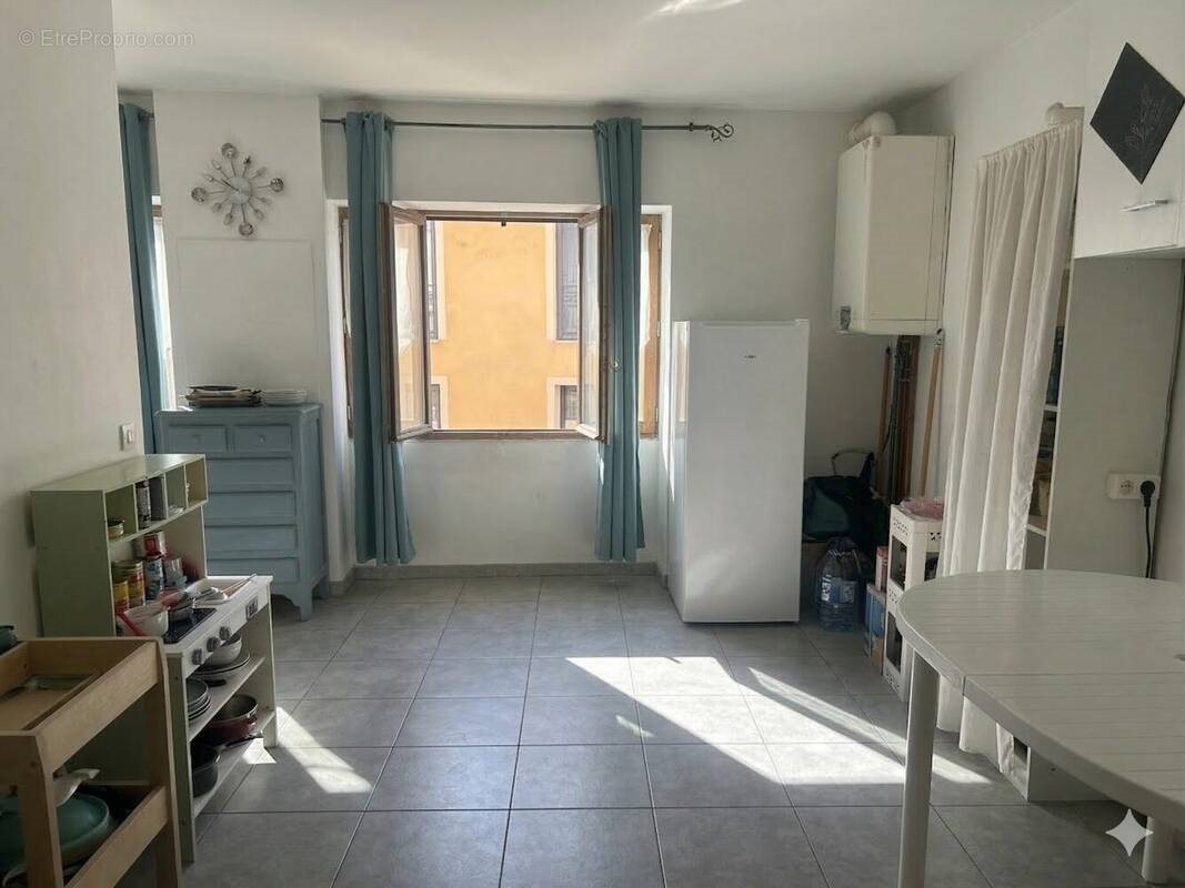 Appartement à vendre, 75m², Ars-sur-Formans