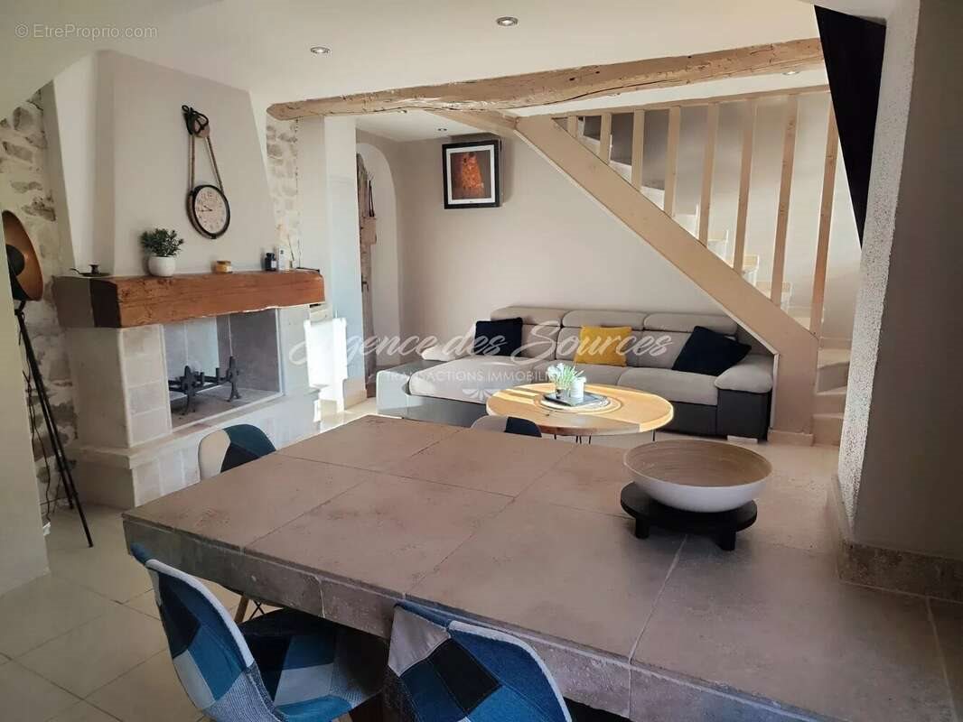 Maison à vendre, 84m², Saint-Martin-de-Pallières