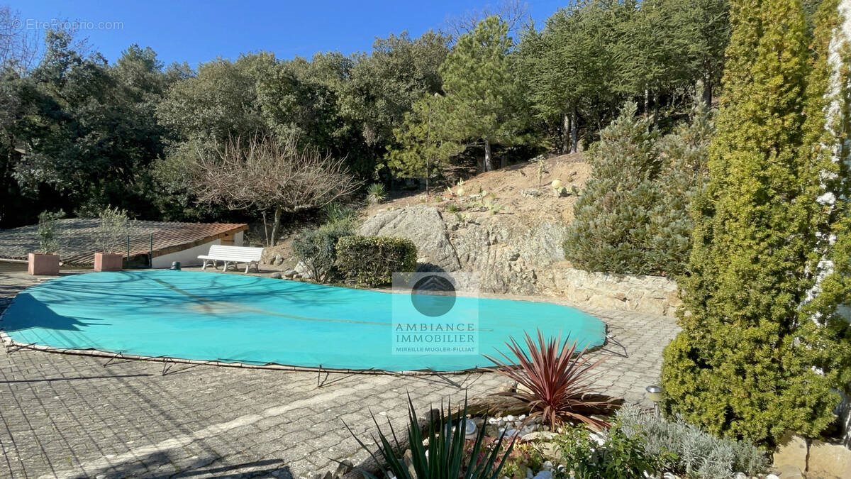 Maison à vendre, 100m², Saint-Péray