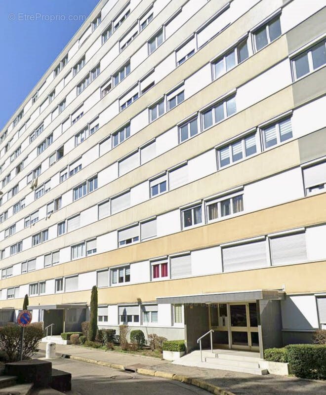 Appartement à vendre, 69m², Saint-Etienne