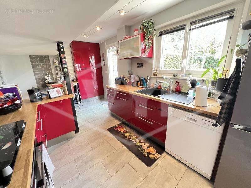 Maison à vendre, 136m², Combs-la-Ville