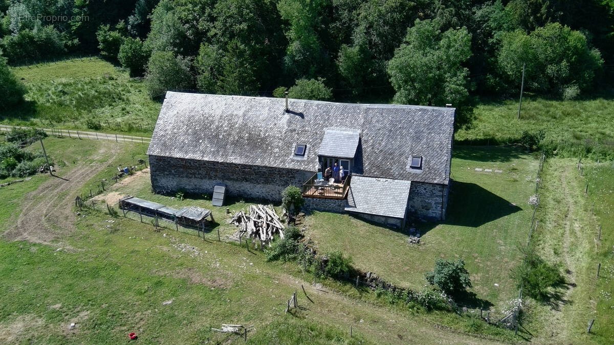 Maison à vendre, 165m², La Tour-d'Auvergne
