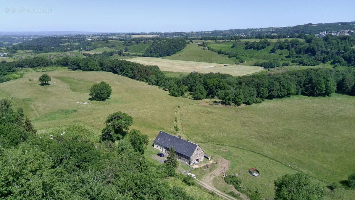 Maison à vendre, 165m², La Tour-d'Auvergne