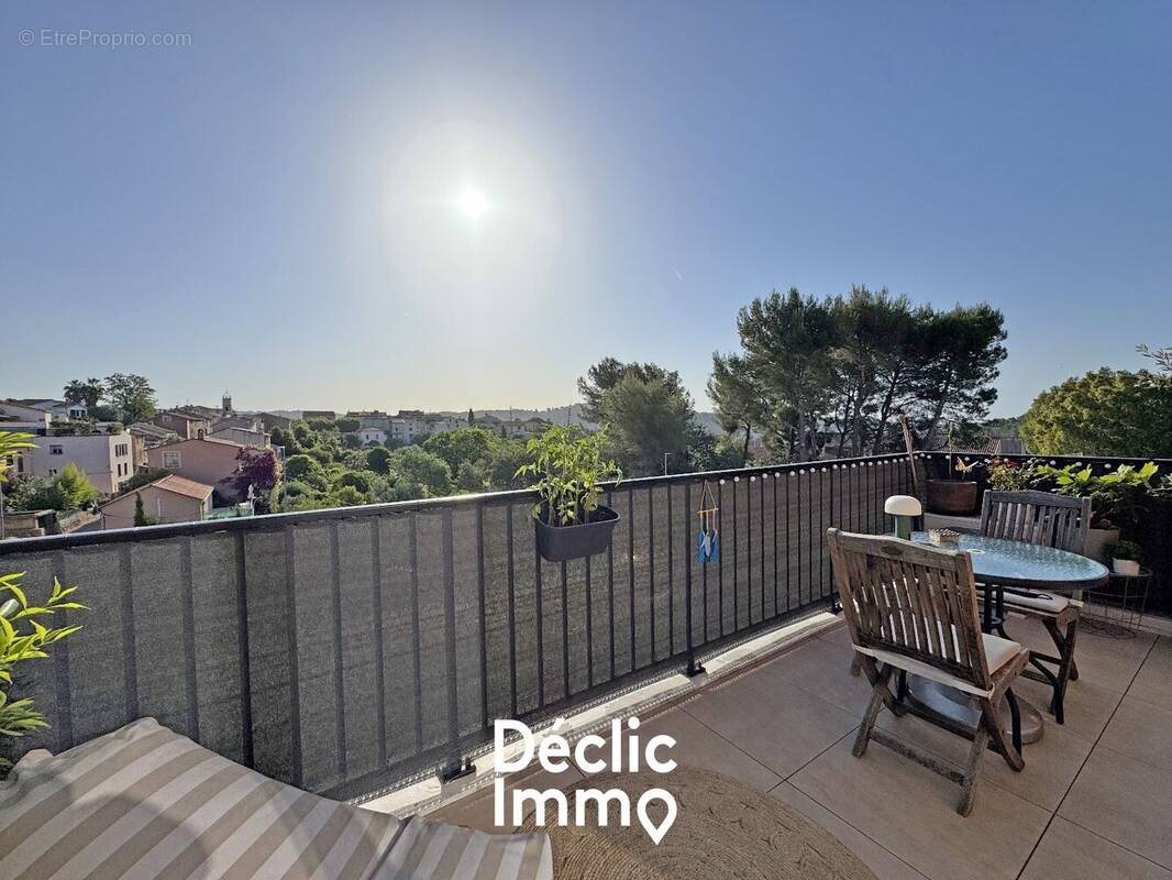 Appartement à vendre, 64m², La Roquette-sur-Siagne