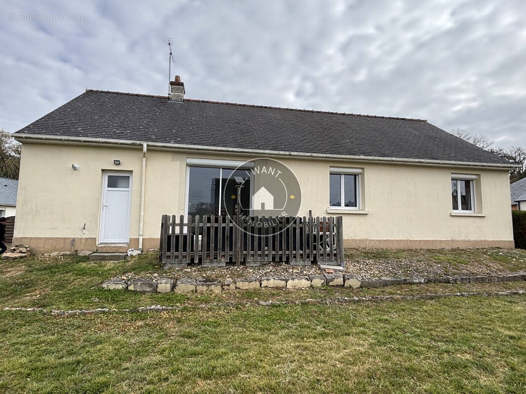 Maison à vendre, 88m², Gennes