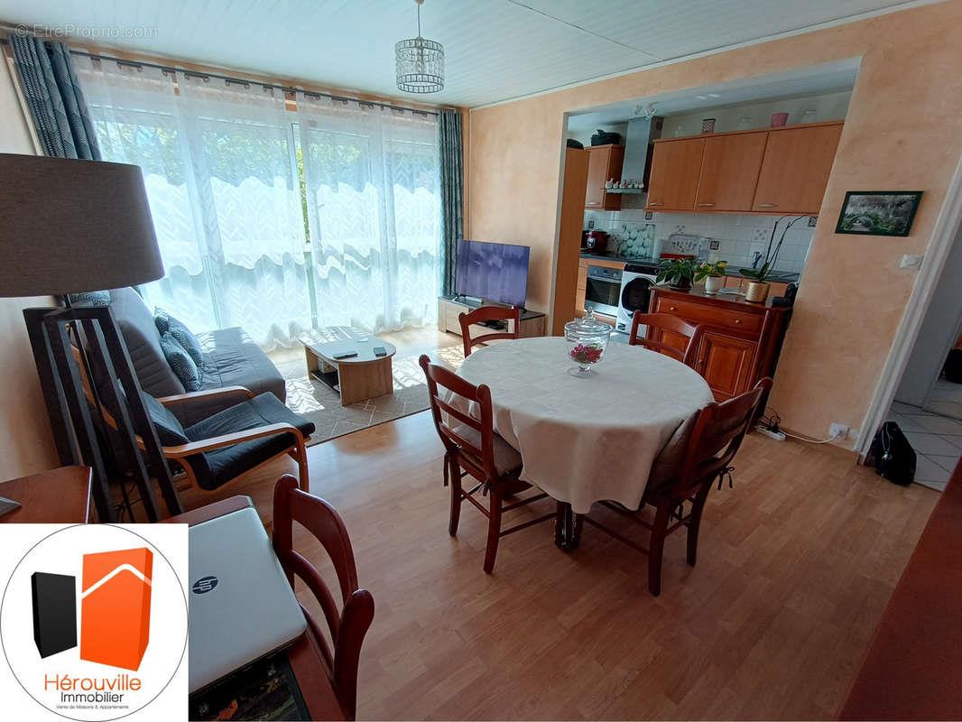 Appartement à vendre, 50m², Hérouville-Saint-Clair