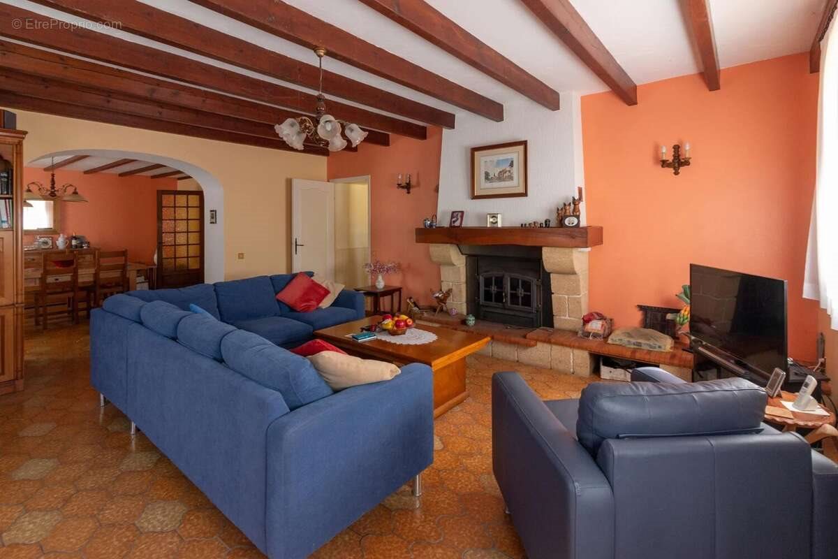 Maison à vendre, 211m², Cognac