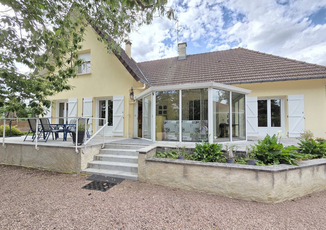 Maison à vendre, 168m², Avermes