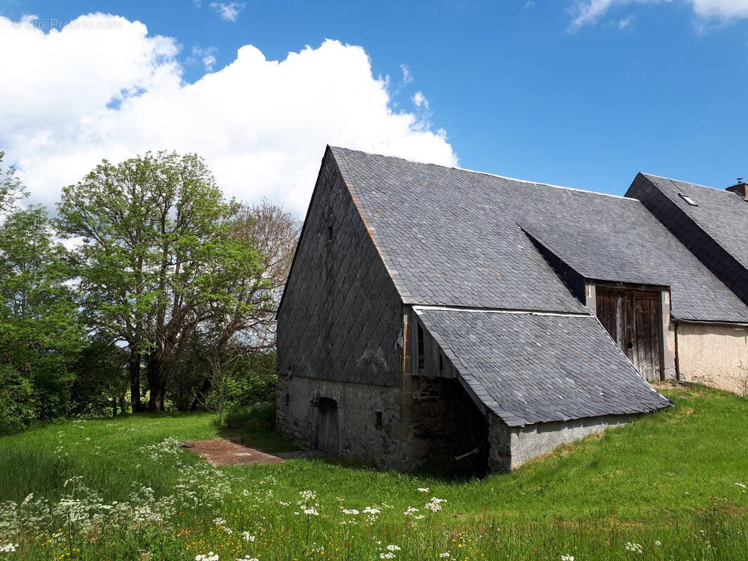 Maison à vendre, 260m², Laqueuille