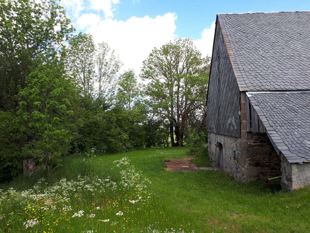 Maison à vendre, 260m², Laqueuille