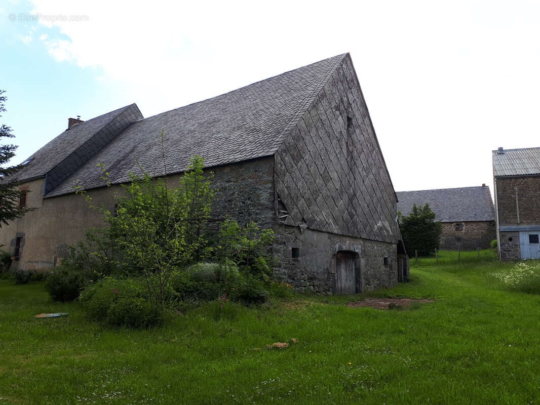 Maison à vendre, 260m², Laqueuille
