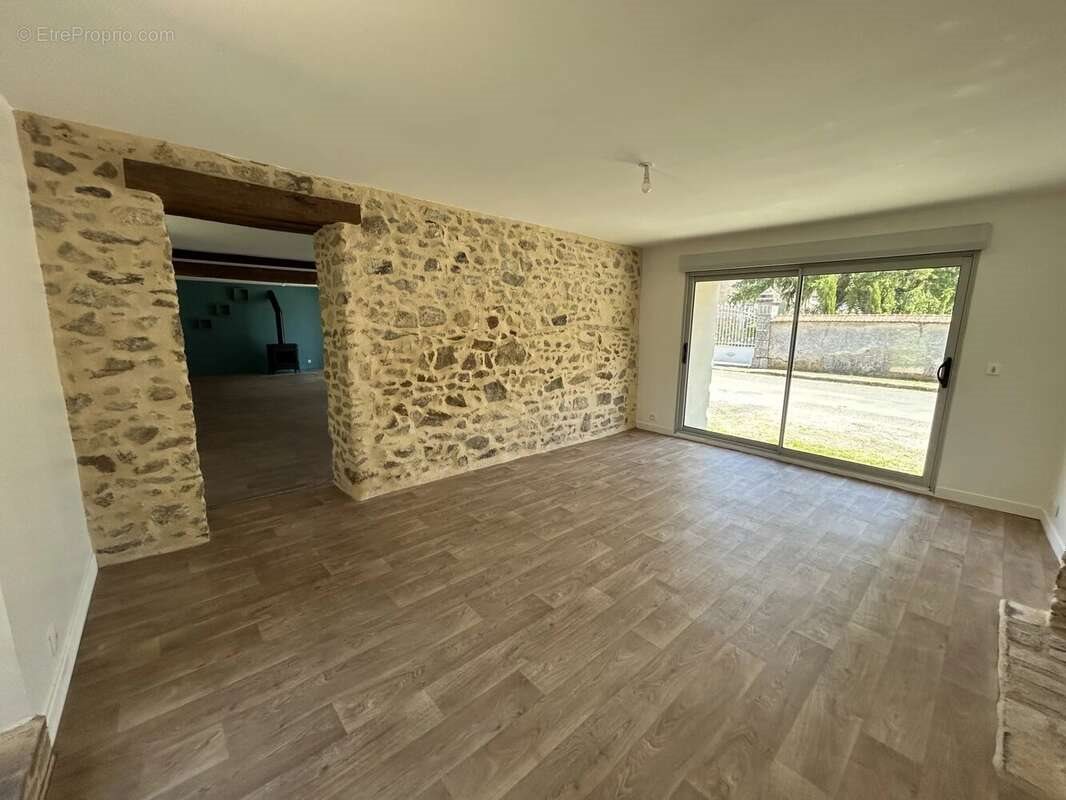 Maison à vendre, 126m², Faye-l'Abbesse