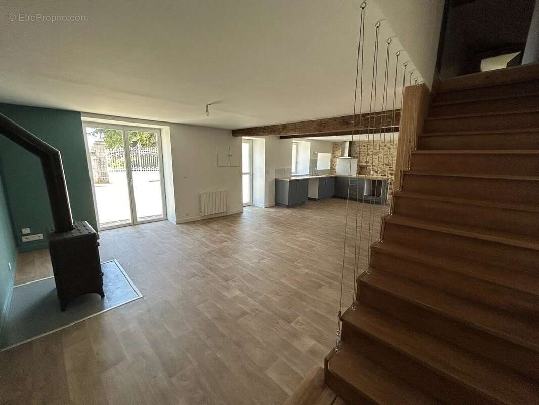 Maison à vendre, 126m², Faye-l'Abbesse