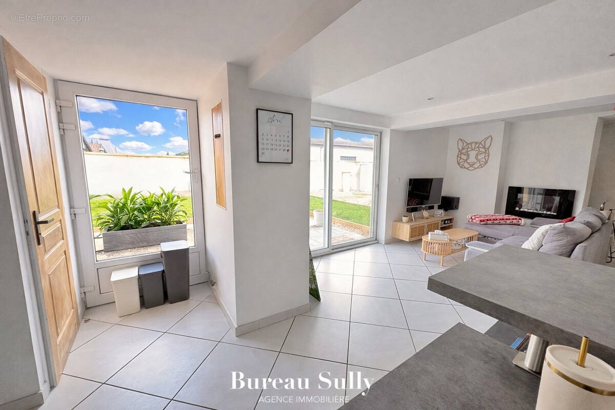 Maison à vendre, 115m², Saint-Didier-sur-Chalaronne