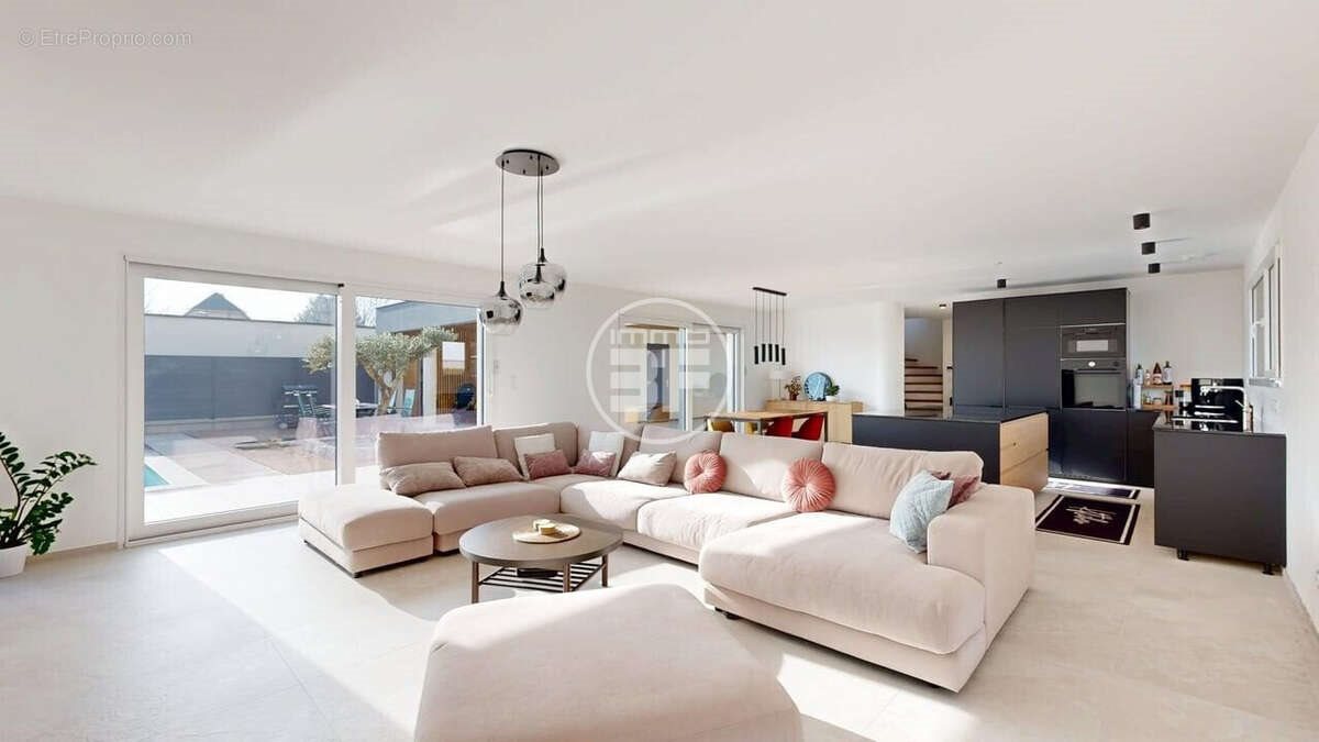 Maison à vendre, 170m², Folgensbourg