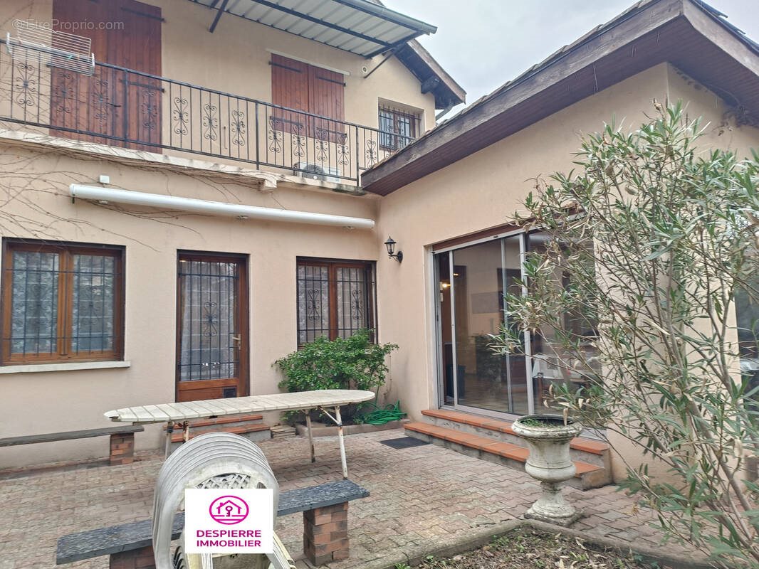 Maison à vendre, 210m², Le Péage-de-Roussillon