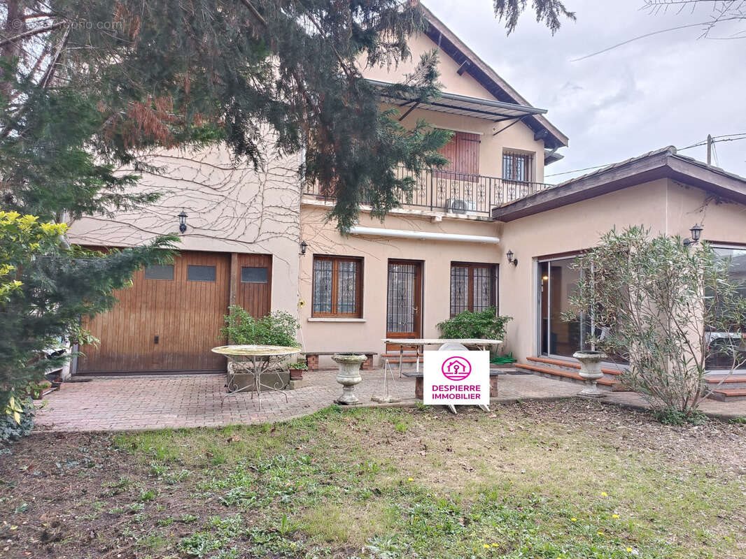 Maison à vendre, 210m², Le Péage-de-Roussillon