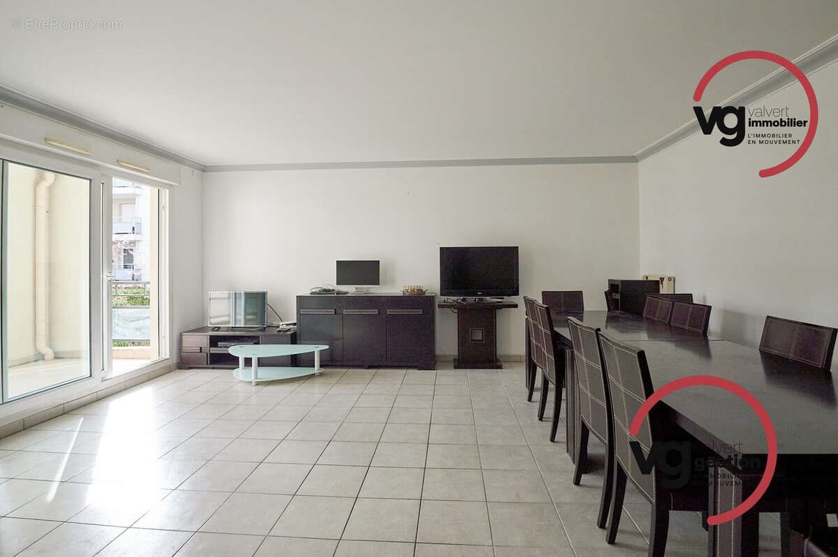 Appartement à vendre, 70m², Décines-Charpieu