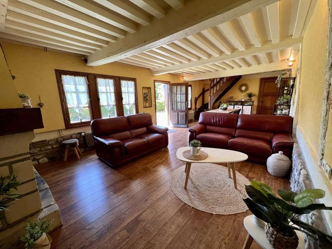 Maison à vendre, 141m², Cormeilles